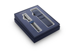 Waterman Expert Black CT Fountain Pen in a gift set with a case